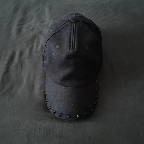 VALENTINO ROCKSTUD COTTON BASEBALL CAP WITH STUD APPLIQUÉ - Picture 2 of 10